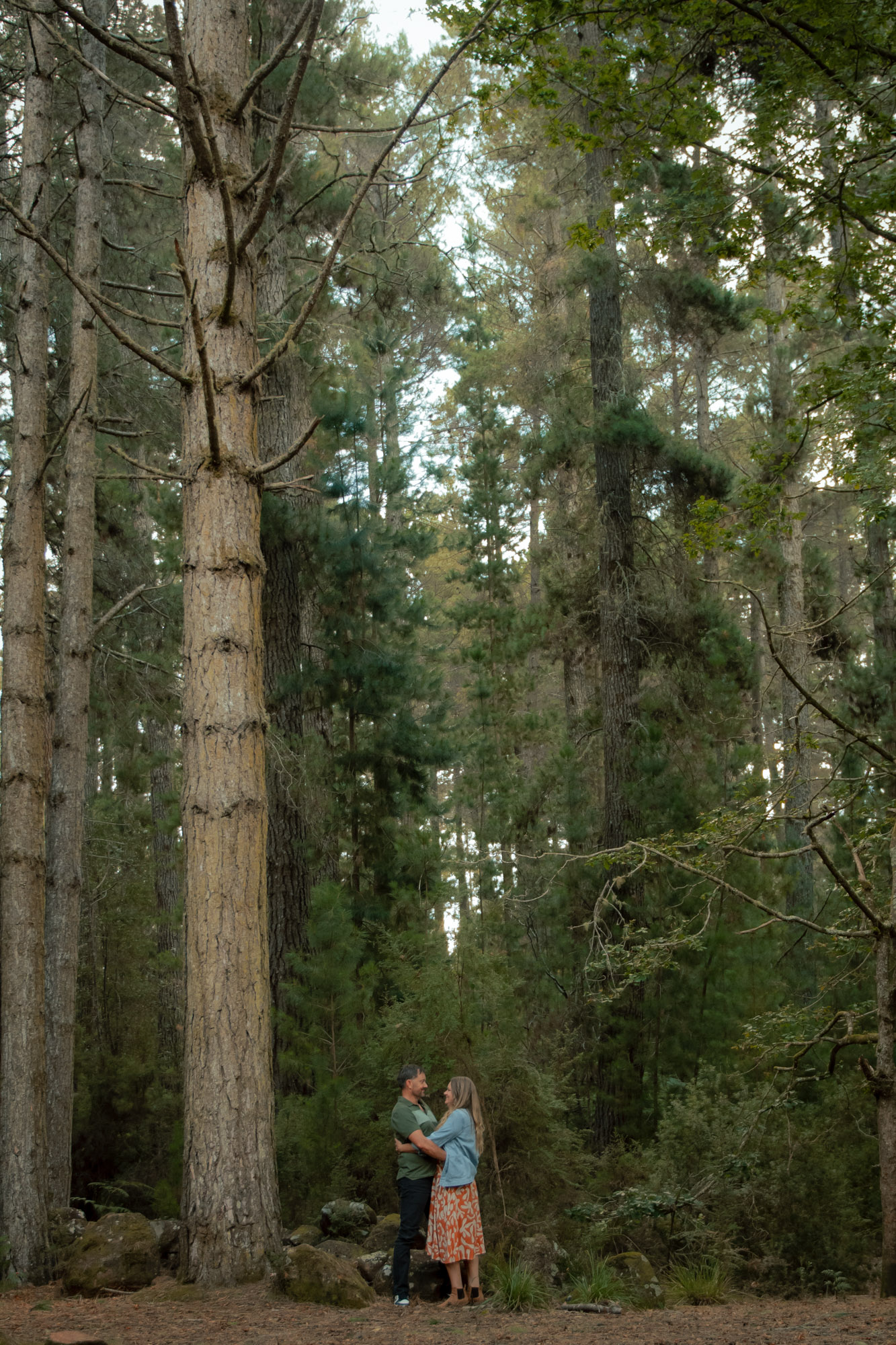 Natural couples portraits in Launceston, Tasmania