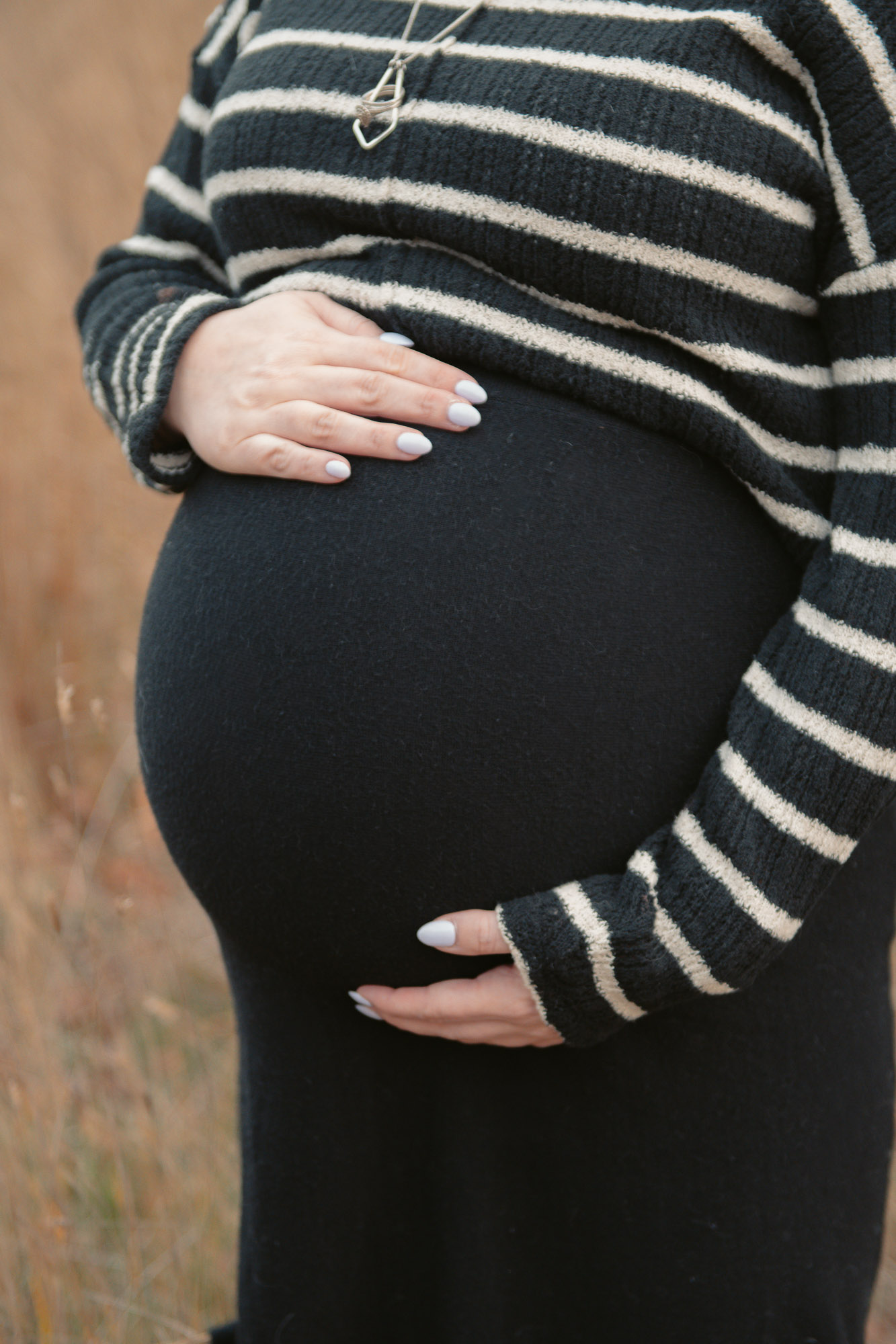 Maternity session in the Tasmanian landscape