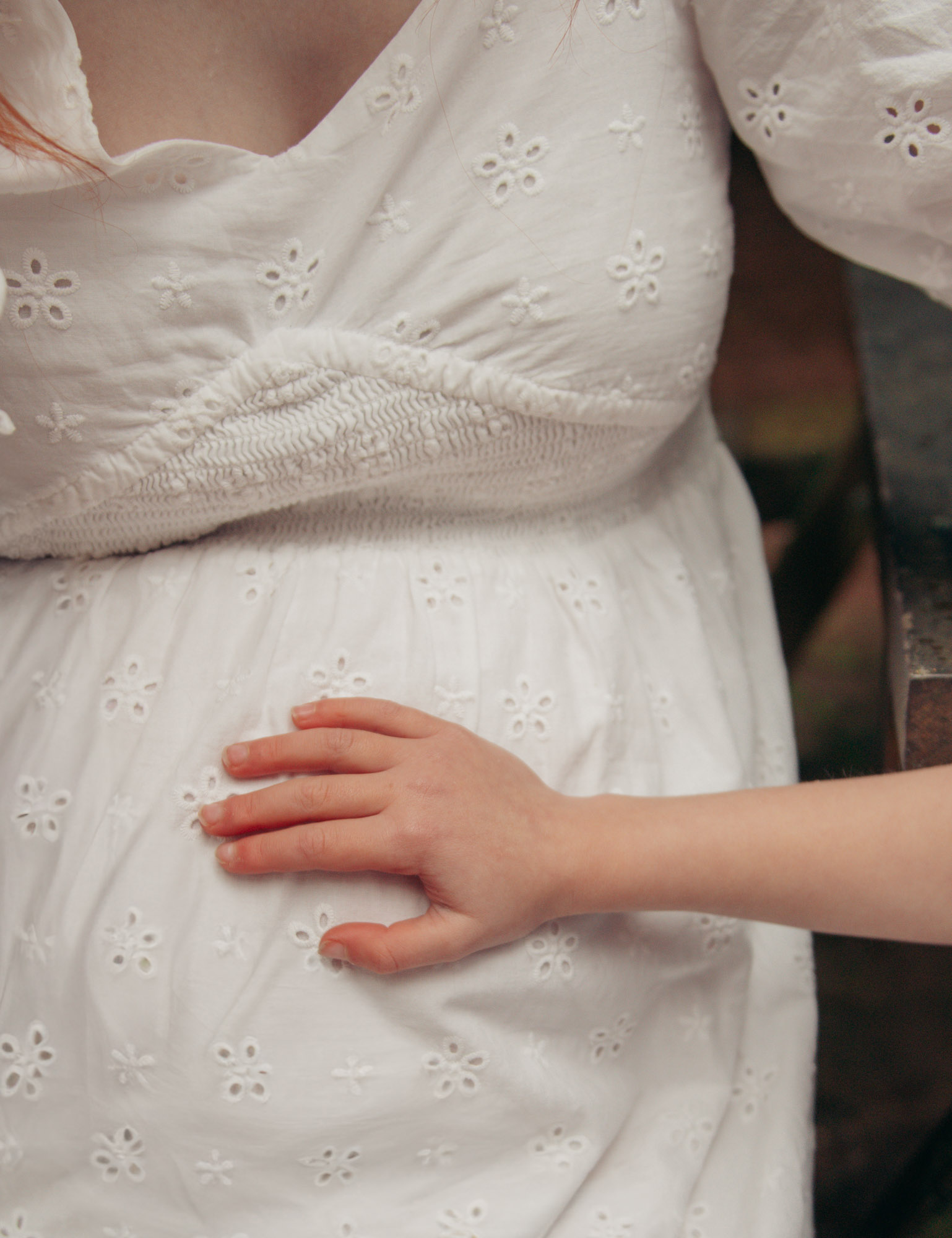 Maternity portraits by Camellia Rose Photography