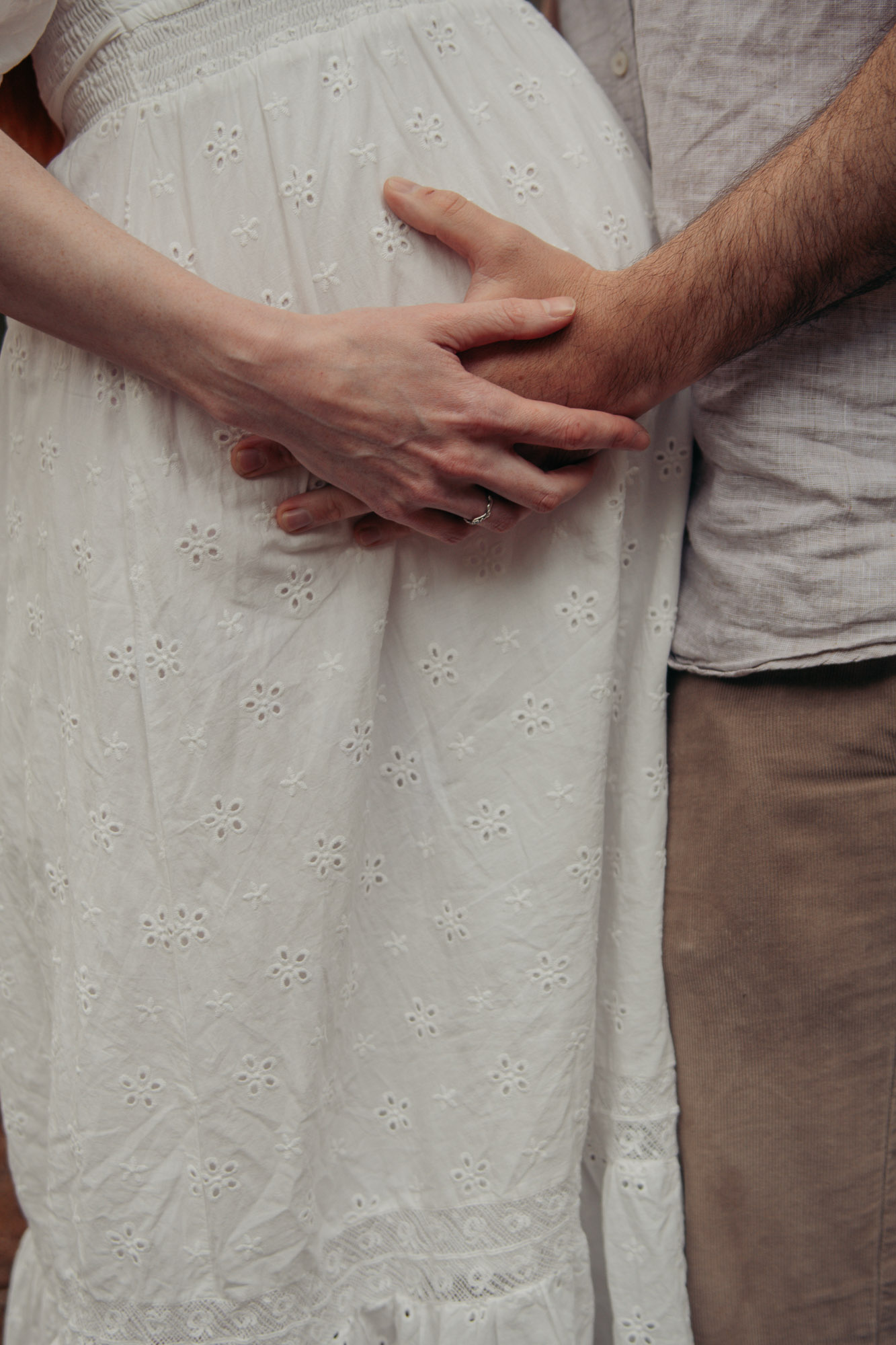Maternity session in the Tasmanian landscape