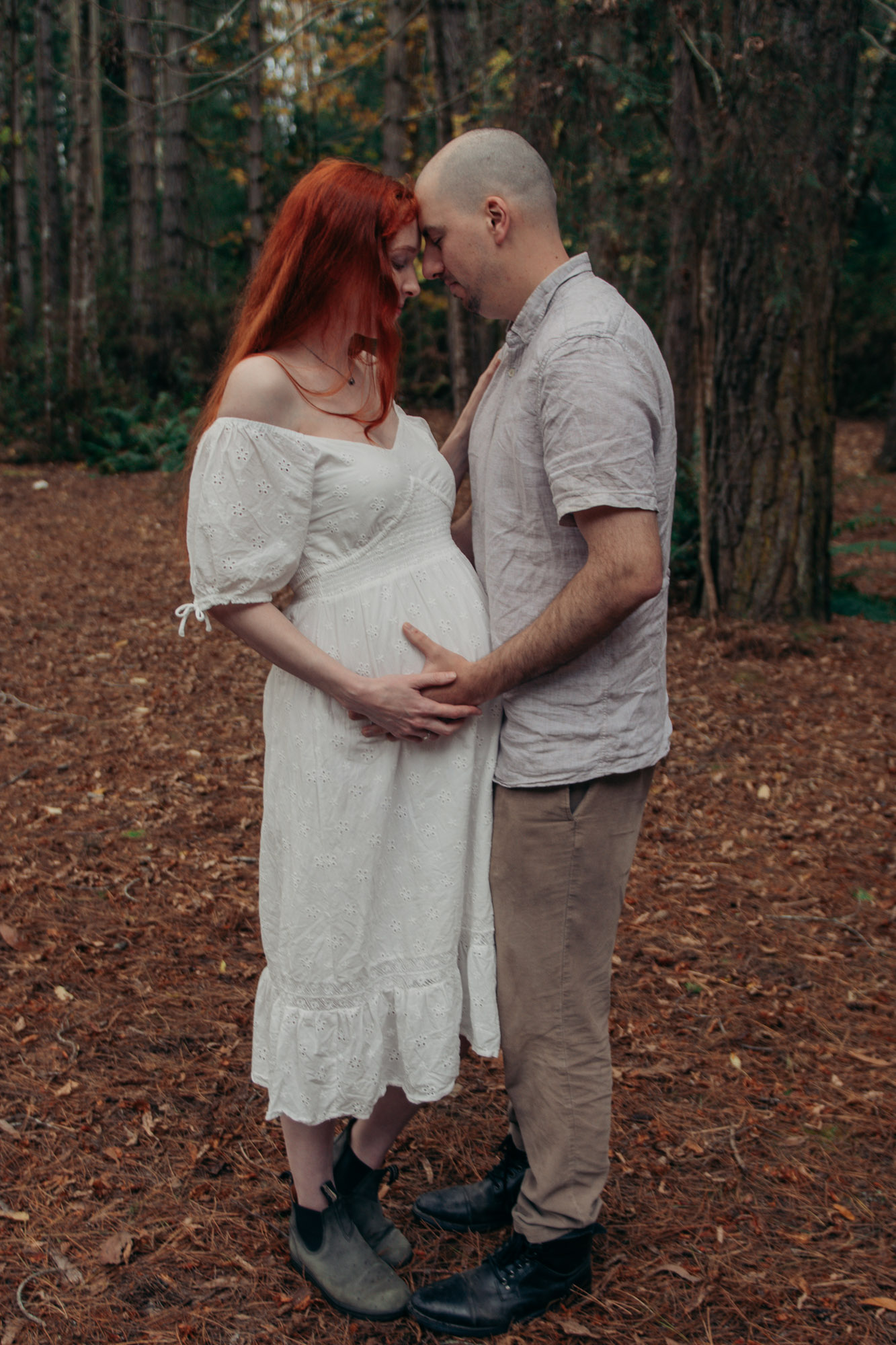 Soft, dreamy maternity photography, Launceston