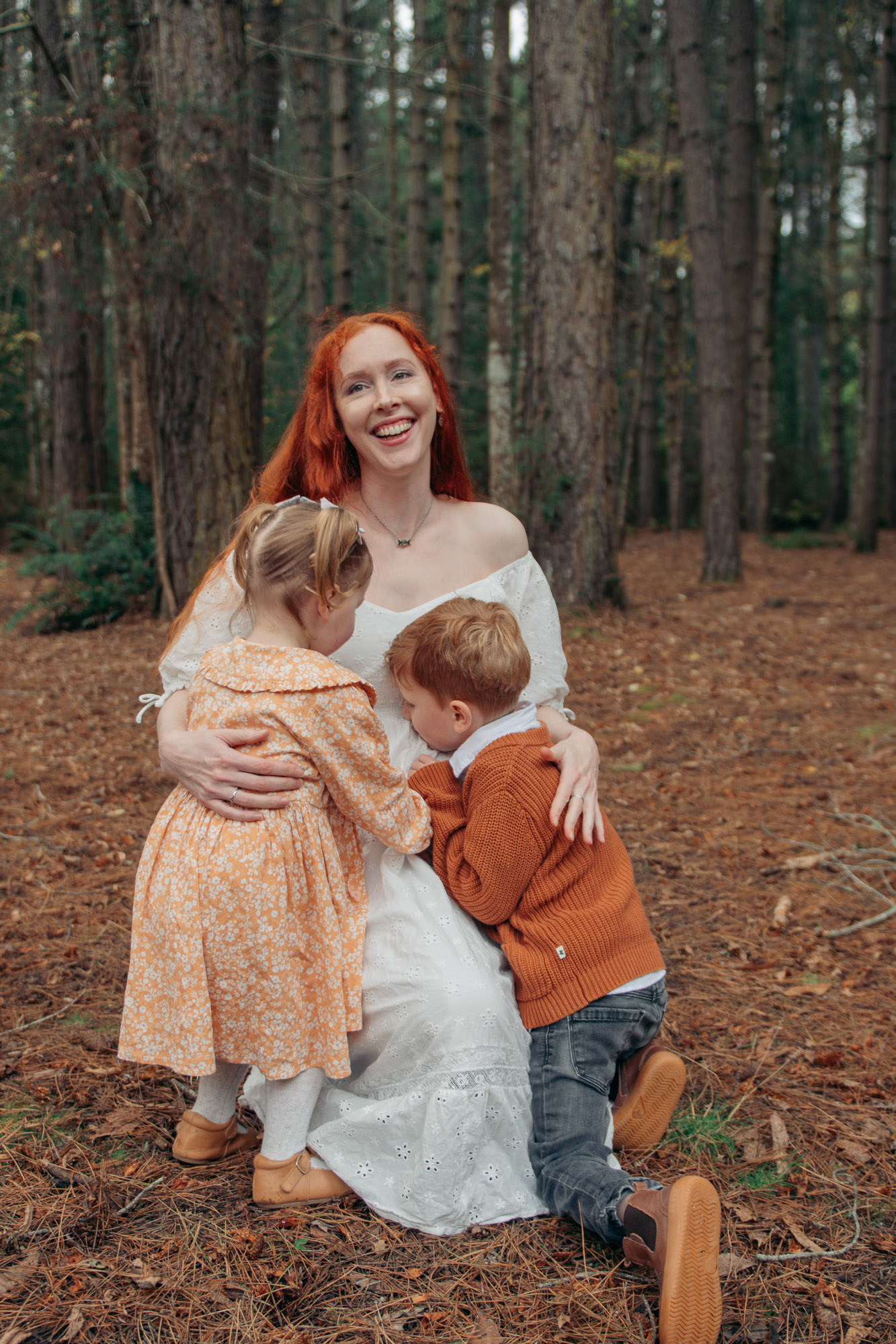 Outdoor maternity session in Tasmania