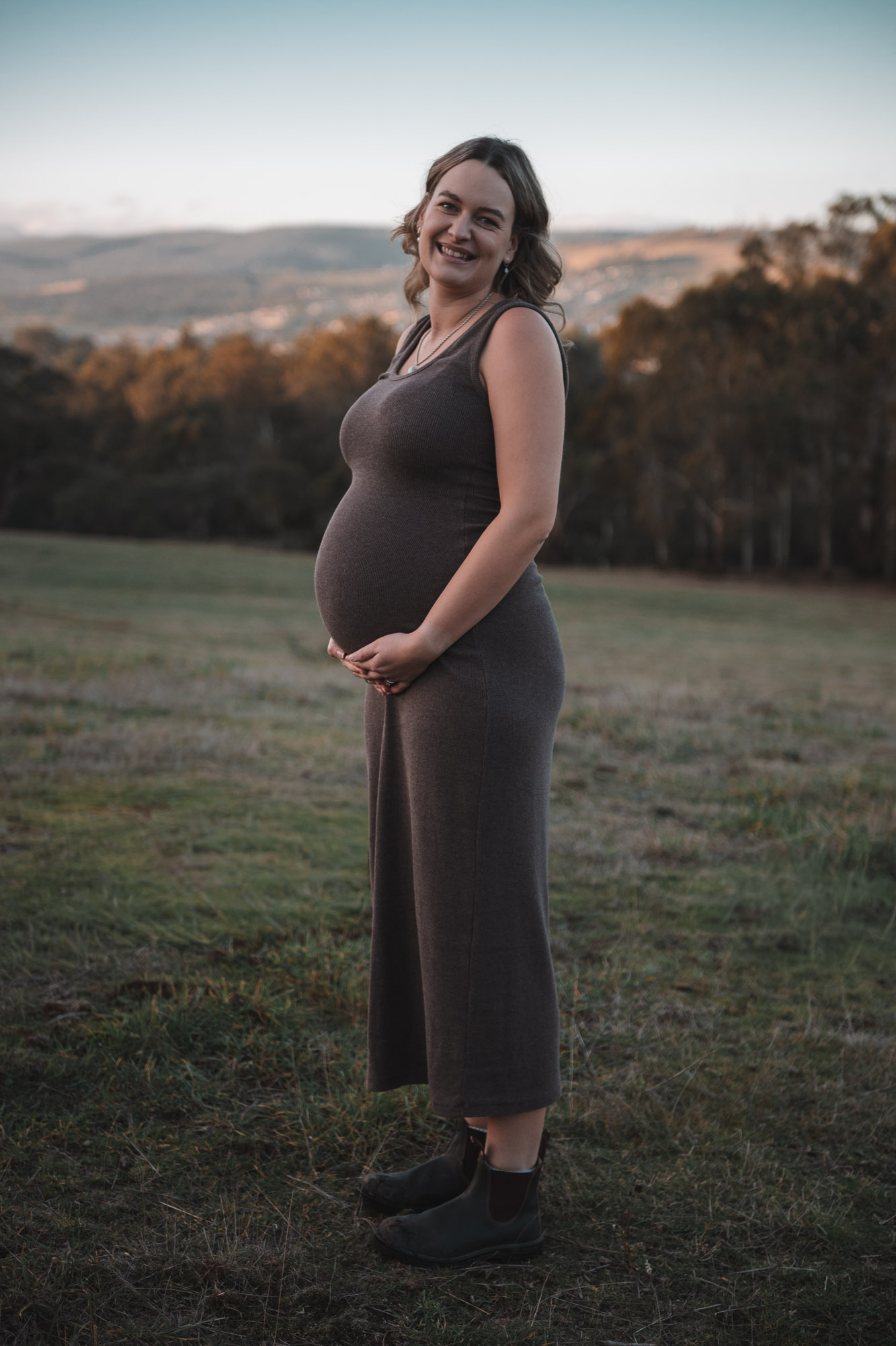 Soft, dreamy maternity photography, Launceston